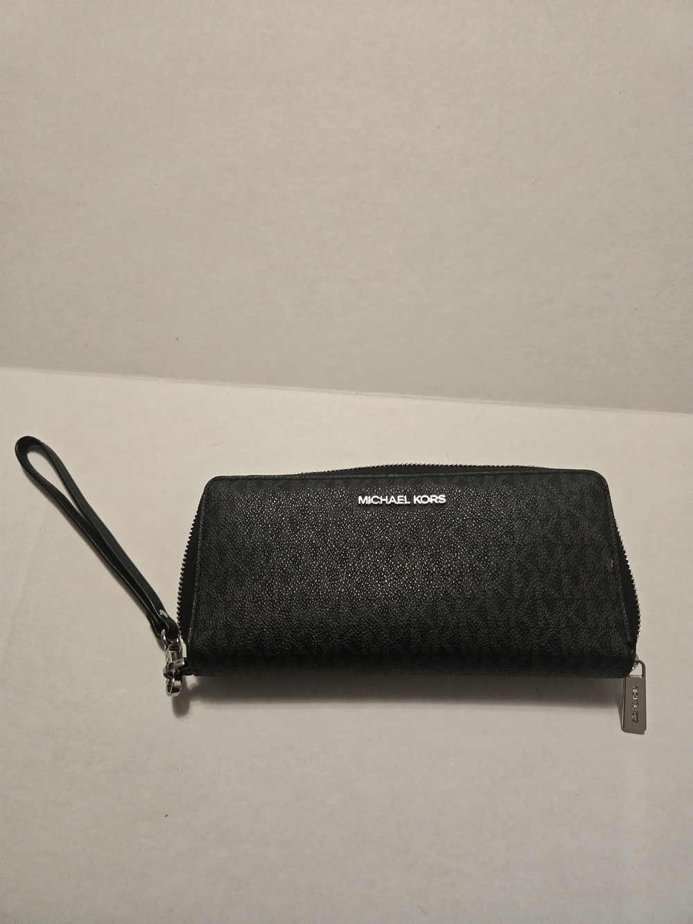 Michael Kors Black Wristlet Zip-Around Wallet